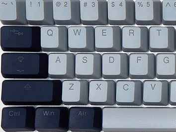 Dual-Tone Molded Clear Keycap Custom Mechanical Keyboard Personalized DIY Lettering See-Through